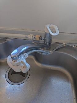 施工前 TOTO後付け分岐水栓からの漏水