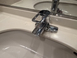 東京都杉並区 TOTO TLHG30AER 洗面水栓交換完了写真（施工後）