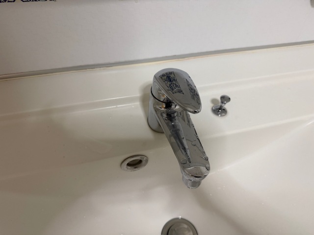 水栓レバー根元漏水